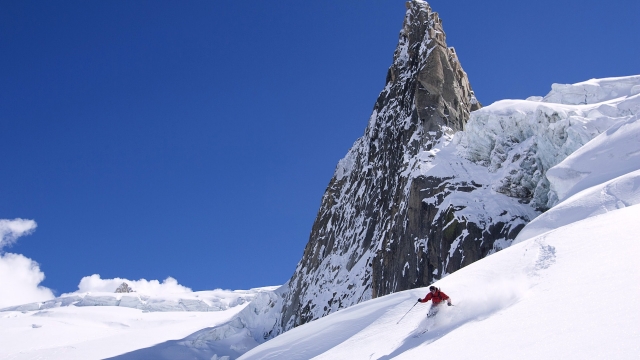 星空公司：打造多彩健身天地：体育馆添置室外健身器材，丰富运动方式选择！